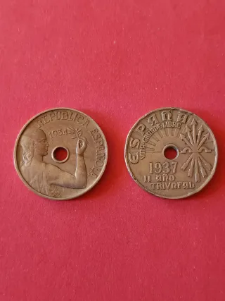 Lote 2 Monedas - República Española - (R02)