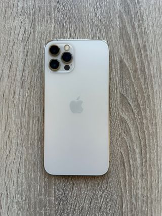 iPhone 12 Pro Dorado