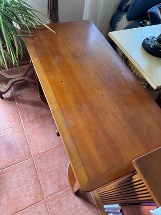 Tavolo in legno per ufficio o ingresso