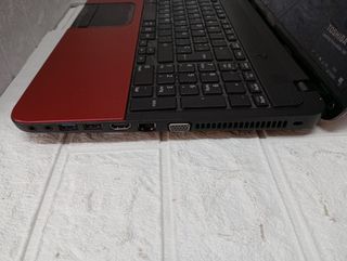 Portatil Toshiba Satellite C855-21N (1783)