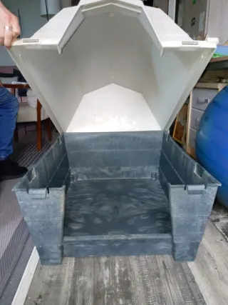 Caseta Grande Perro Resina