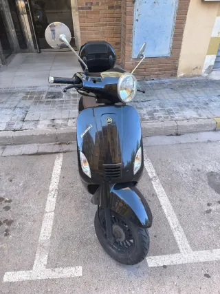 Sumco Rommi 125cc 2021 con maletín