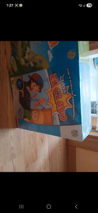 Juego infantil 2 en 1 Dino Tragón y El Clavo