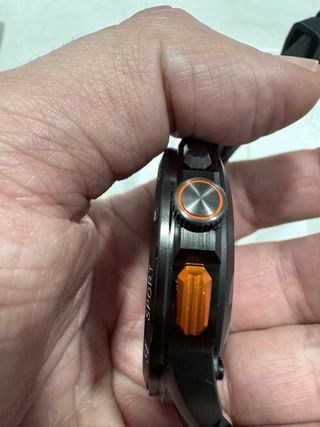 Reloj Inteligente Negro y Naranja