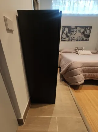 Vitrina Ikea Madera y Cristal