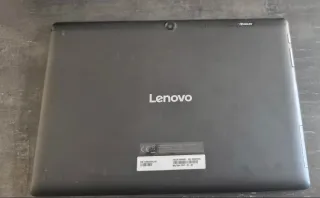 Tablet Lenovo Azul y negra