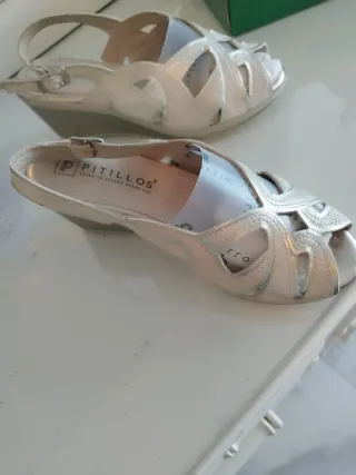 Zapatos de cuña Pitillos beige/plata