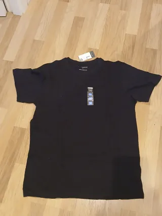 Camiseta Negra Manga Corta Primark talla L y XL