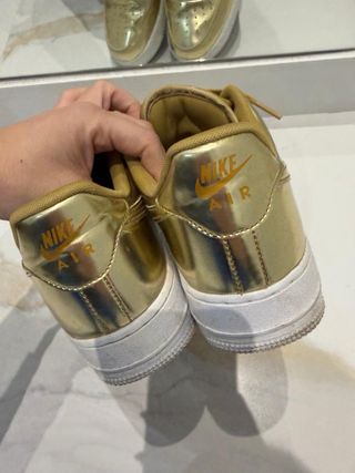 Zapatillas Nike Air Force 1 Doradas ORIGINALES