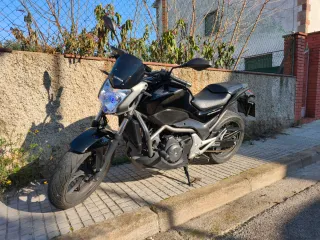 Honda NC 700 DCT Negra Automática