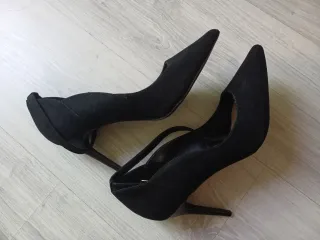 Zapatos de tacón negros