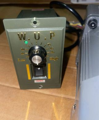 Motor Inducción 120W 220V con Reductor 1:180