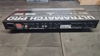 Behringer Ultramatch Pro SRC2496