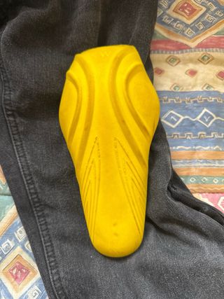 Pantalones Bela Rio Jeans negros con protecciones