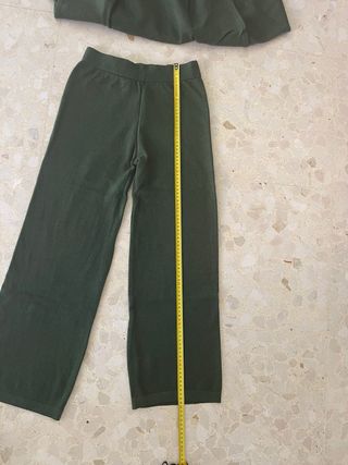 Conjunto punto cuello alto verde