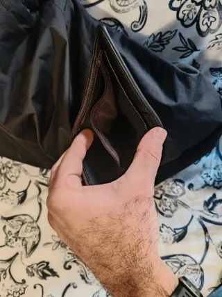 Cartera de Piel Negra Leather Design