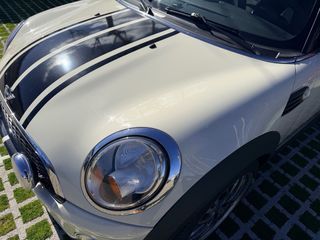 Capó Mini Cooper R56 Blanco con Rayas