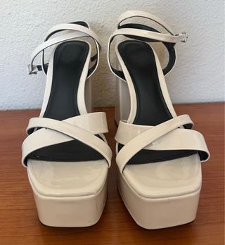 Plataformas Zara Beige