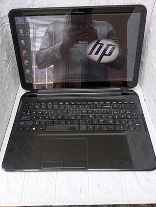 Portatil HP Pavilion 15-d020dx Táctil (1776)