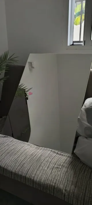 Espejo de baño plateado