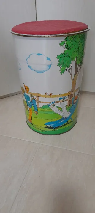 Contenitore vintage in latta