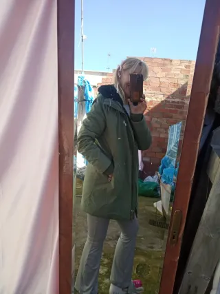 Trenca Zara térmica chica Talla L