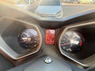 Yamaha XMAX 400 gris 16500km