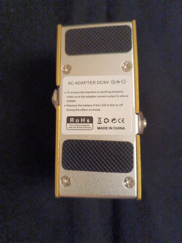 Pedal Tremolo Guitarra Eléctrica.