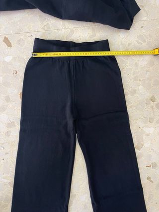 Conjunto punto cuello alto negro