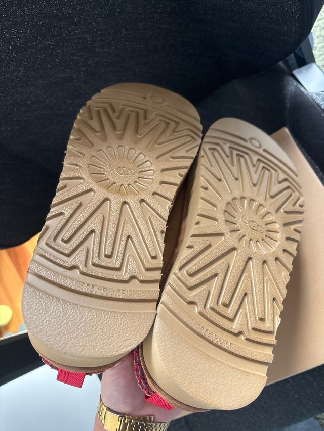 Pantuflas UGG Talla 40 Marrón