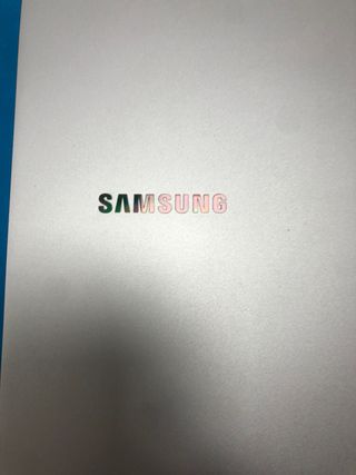 Portátil Samsung NP750XG Plata