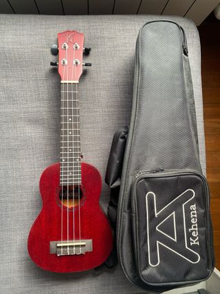 UKELELE KEHENA