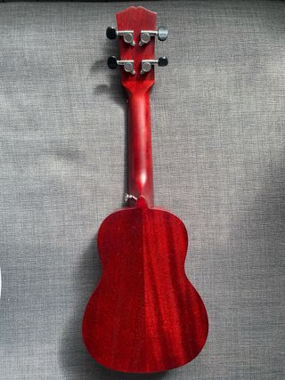 UKELELE KEHENA