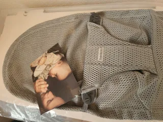 Hamaca BabyBjörn Bliss 3D+ Juguete+ Funda Invierno