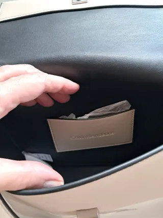 Bolso Calvin Klein sin estrenar