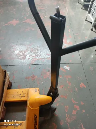 Transpaleta manual Jungheinrich AM