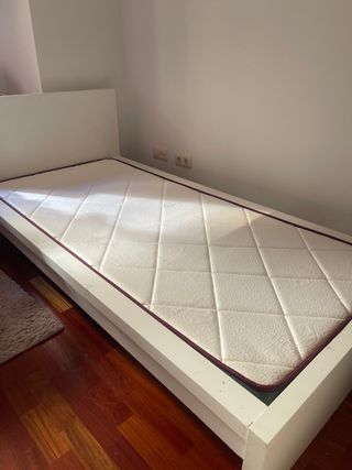 Cama Ikea 200x90  + colchón nuevo