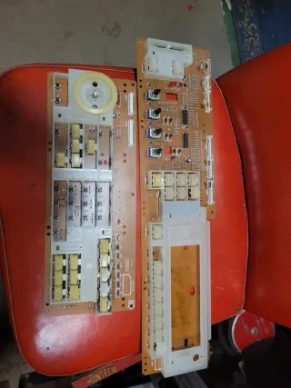 Placas..pulsadores ..electronica teclas ..carcasas