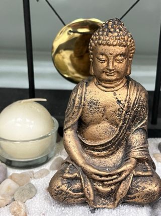 Statua Buddha Zen con Gong e Incensi
