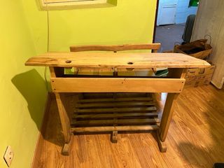 Pupitre antiguo de madera