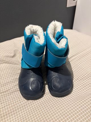 Botas de agua y montaña para niños/as