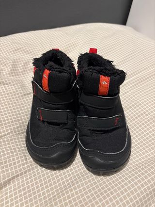 Botas de agua y montaña para niños/as