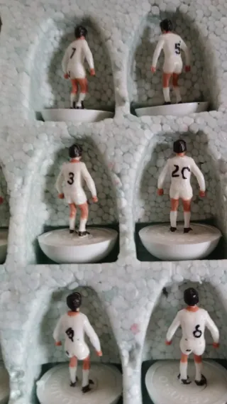 Subbuteo Real Madrid/Valencia ref21 leggi annuncio