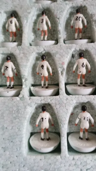 Subbuteo Real Madrid/Valencia ref21 leggi annuncio