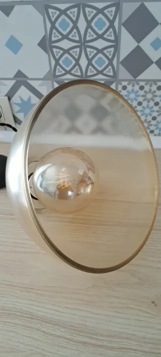 Lámpara vintage industrial con bombilla LED