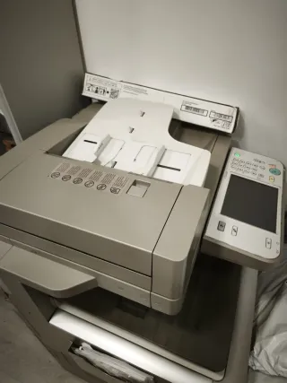 Fotocopiadora Canon Beige