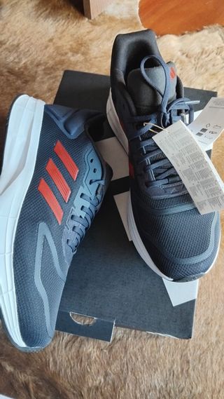 Zapatillas Adidas ,Talla 45 1/3 Azul Marino