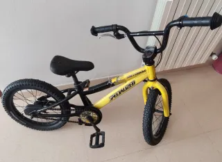 Bicicleta Infantil SPECIALIZED HOTROCK 16 "