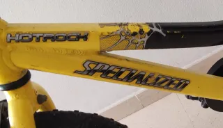 Bicicleta Infantil SPECIALIZED HOTROCK 16 "