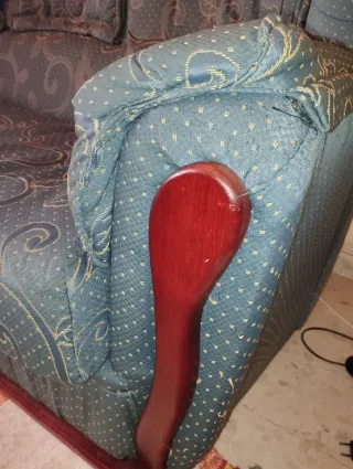 Sofá y 2 sillones orejeros tela